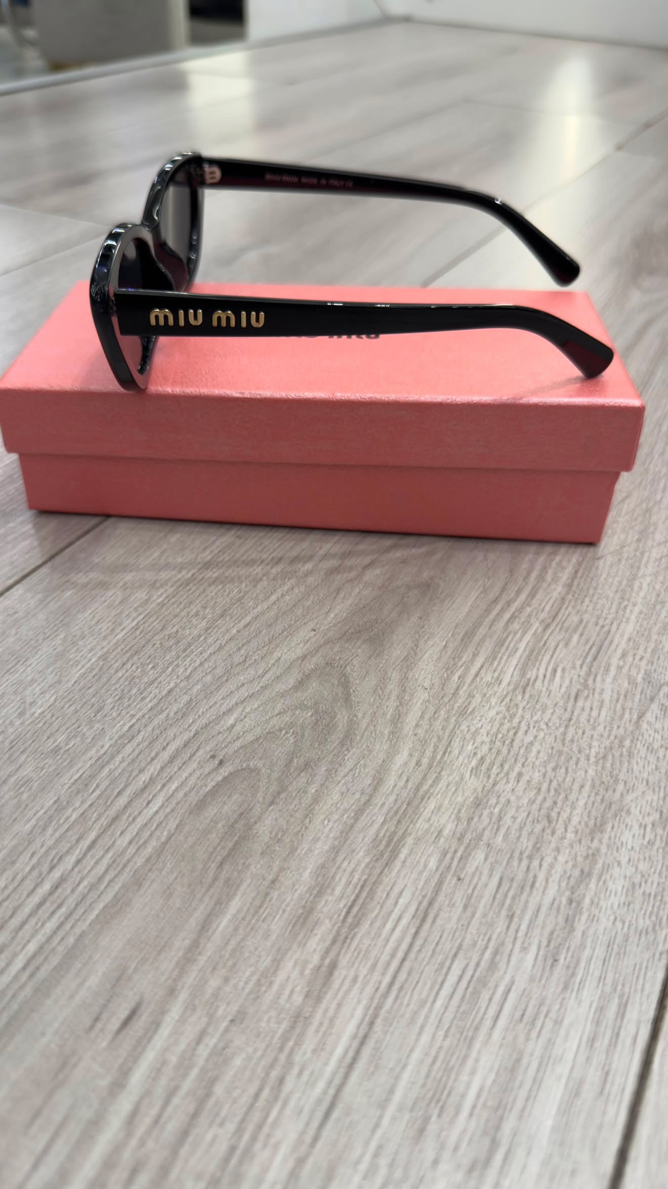 Miu Miu Μαύρα Cat-Eye Γυαλιά Ηλίου