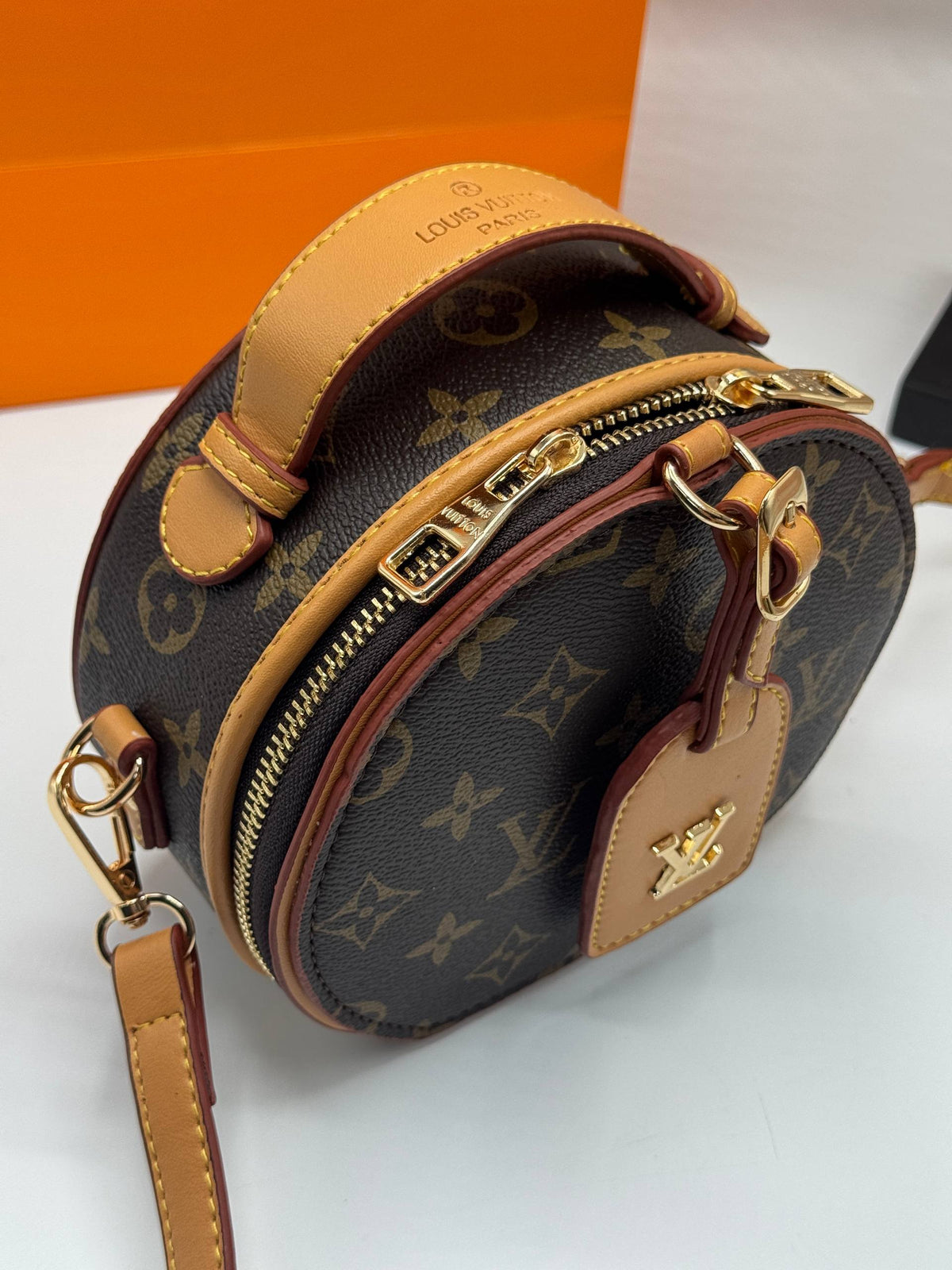 Louis Vuitton Mini Round Monogram