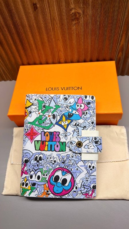 Louis Vuitton Δερμάτινη Ατζέντα – Genuine Leather Planner