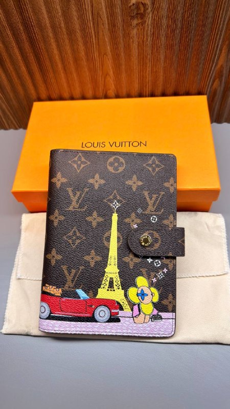 Louis Vuitton Δερμάτινη Ατζέντα – Genuine Leather Planner