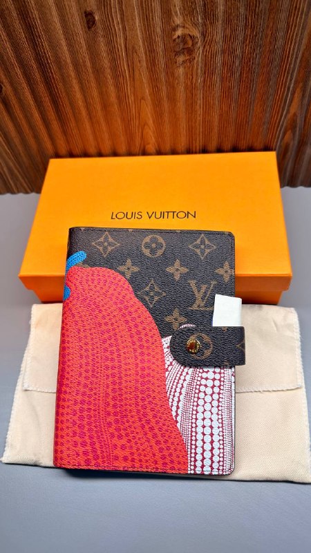 Louis Vuitton Δερμάτινη Ατζέντα – Genuine Leather Planner