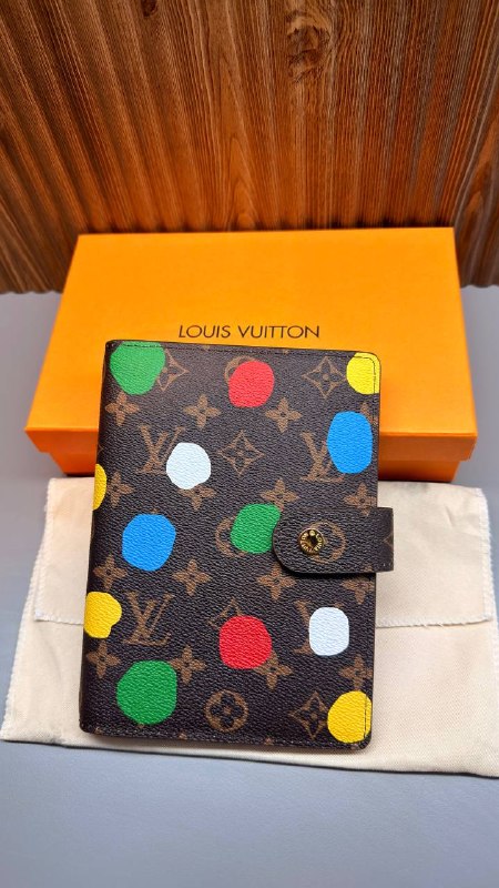 Louis Vuitton Δερμάτινη Ατζέντα – Genuine Leather Planner