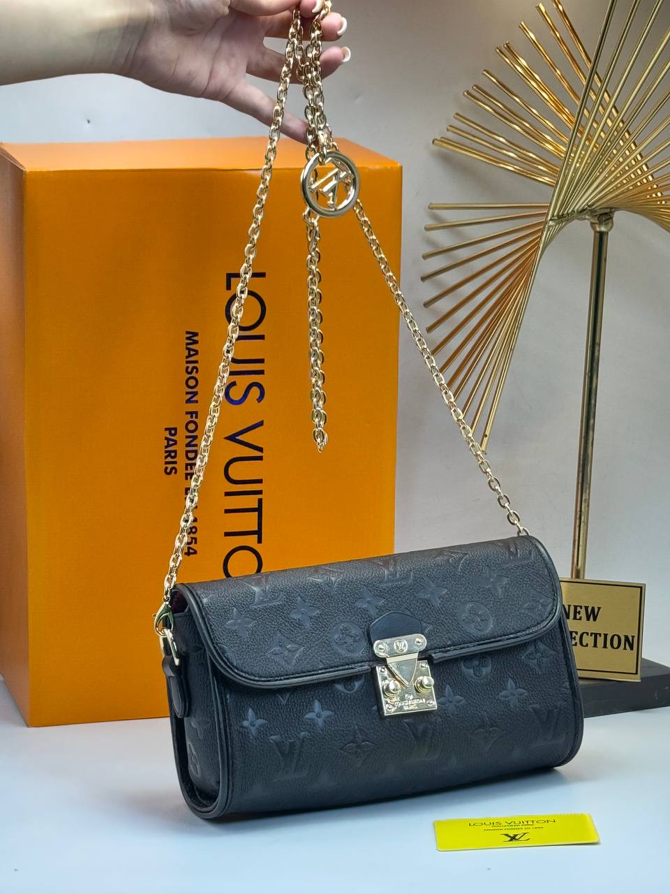 Louis Vuitton Pochette Métis – Μαύρη
