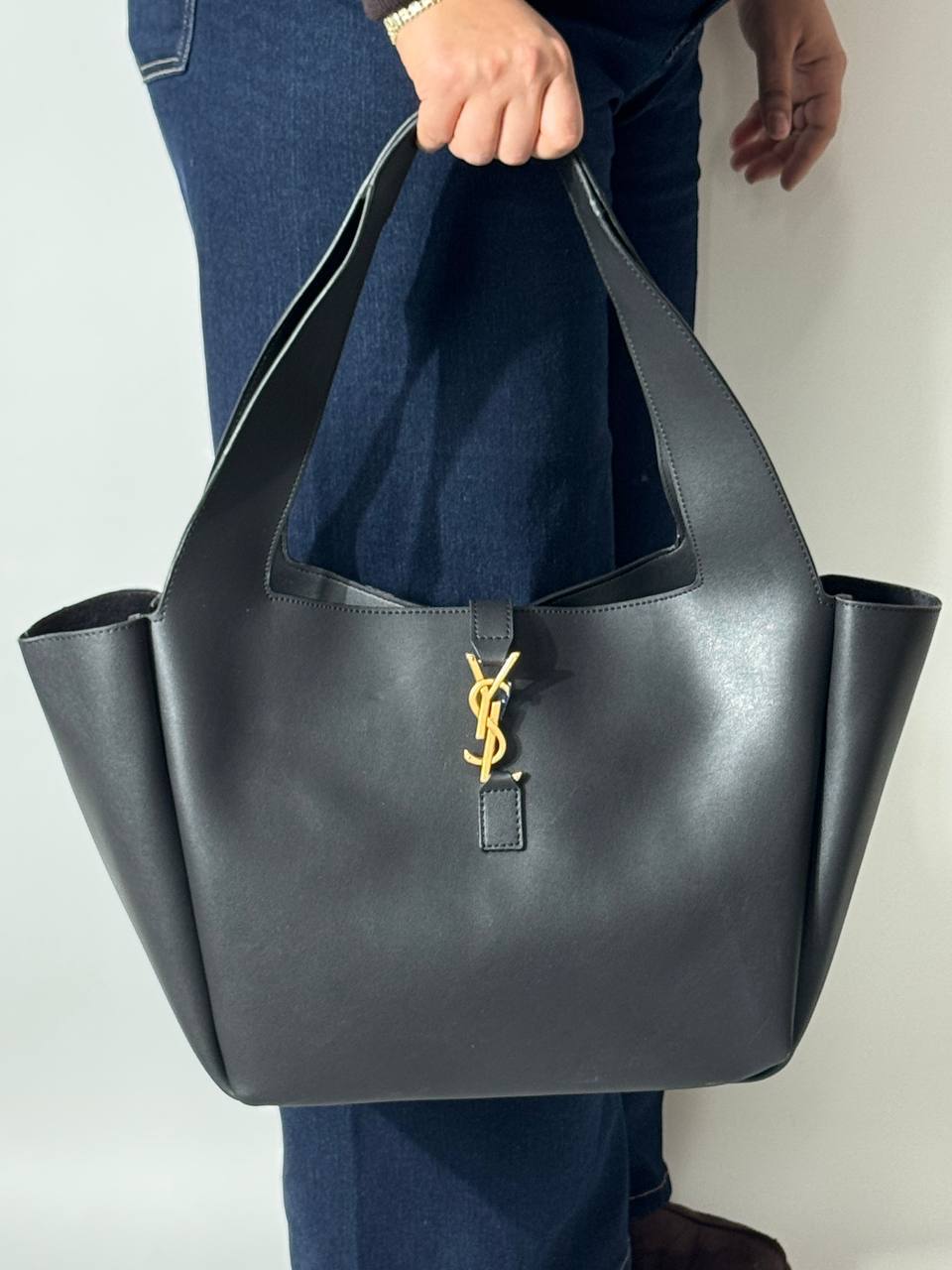 YSL Saint Laurent Le 5 À 7 Bea – Μαύρη