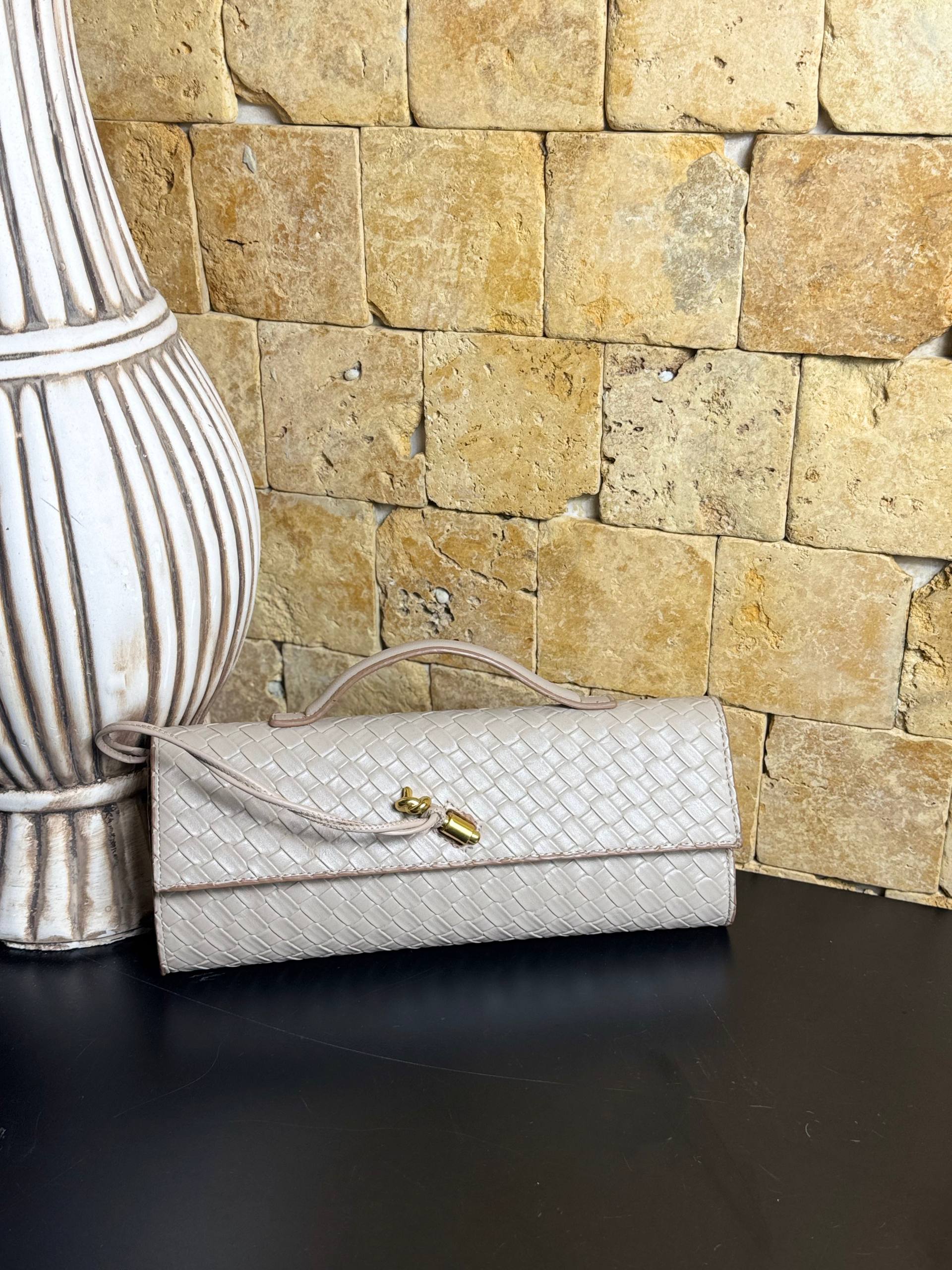 Bottega Veneta Andiamo -Μπεζ