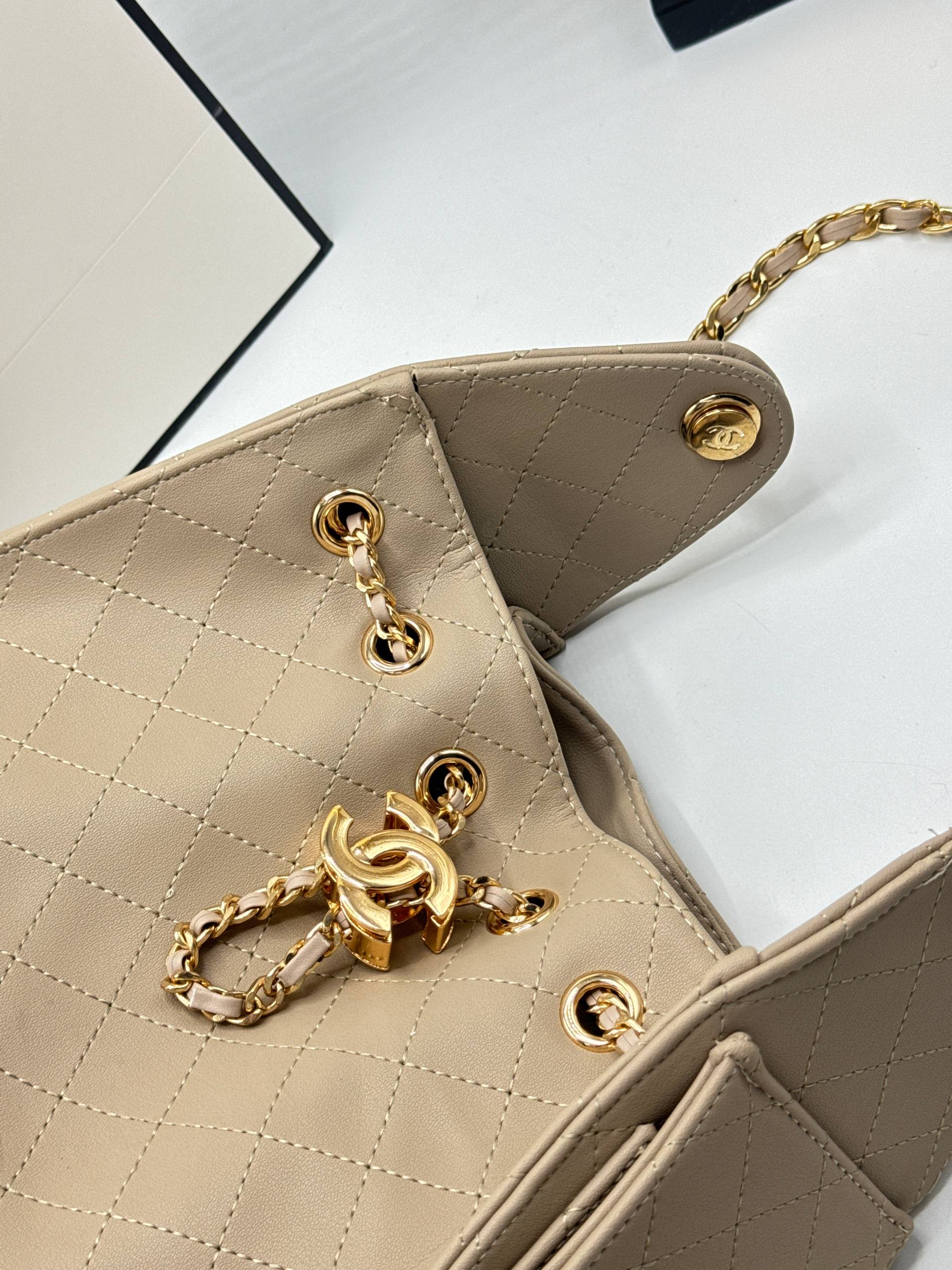 Chanel 25 - Medium