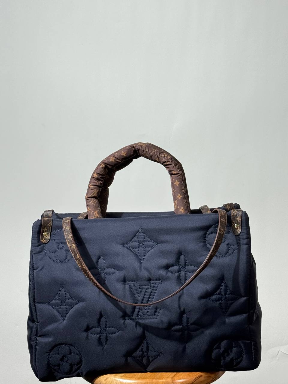 Louis Vuitton Pillow OnTheGo Tote Monogram - Blue
