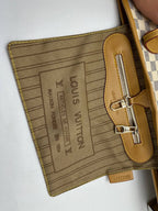 Louis Vuitton Neverfull Light Denim λεπτομέρεια