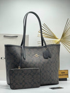 Coach Signature καφέ μαύρη μεγάλη tote με αποσπώμενο νεσεσέρ