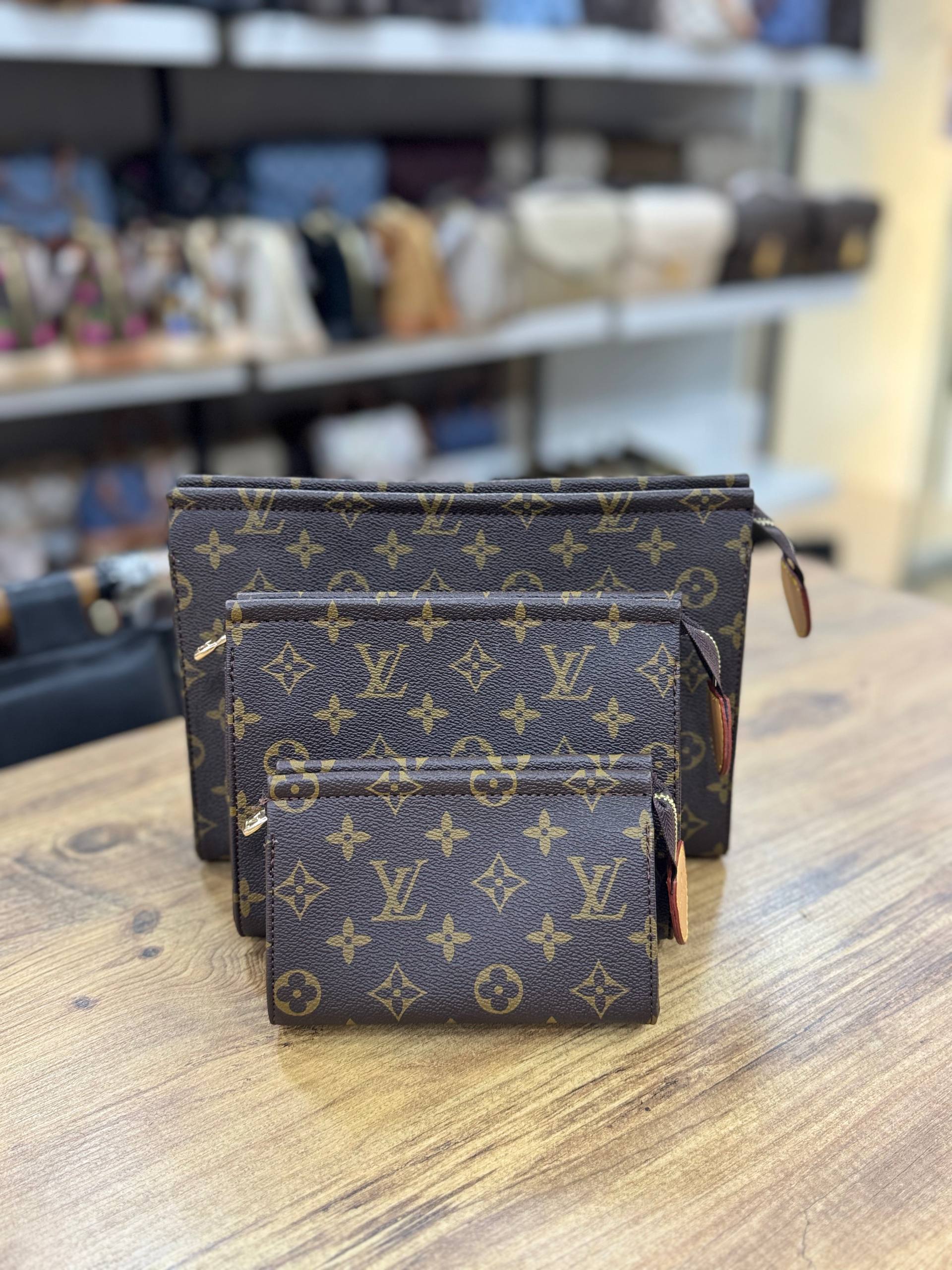 Louis Vuitton Σετ 3 Νεσεσέρ Monogram