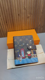 Louis Vuitton Δερμάτινη Ατζέντα – Genuine Leather Planner