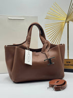 Αρχική φωτογραφία καφέ Tod’s Tote