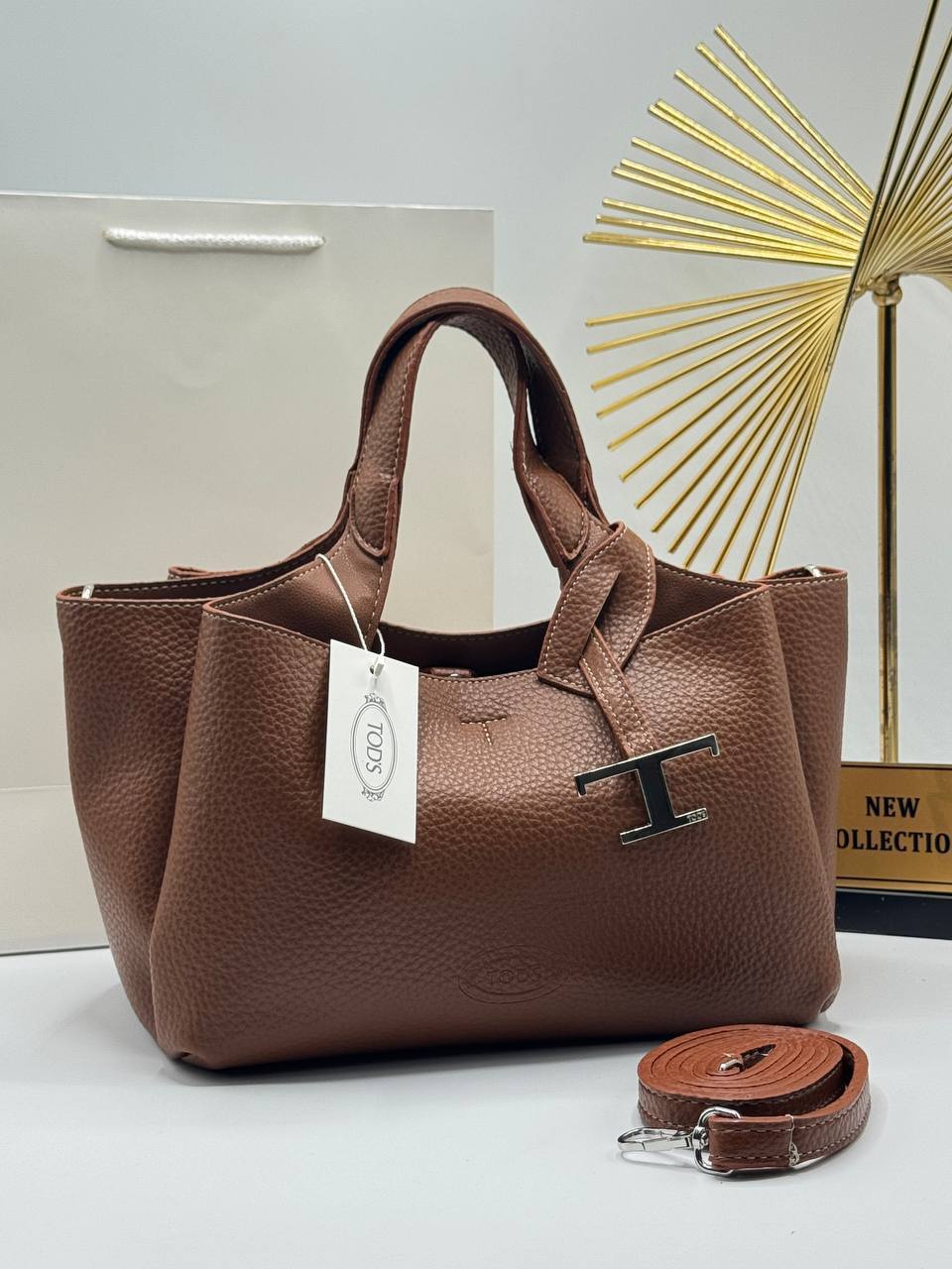 Αρχική φωτογραφία καφέ Tod’s Tote