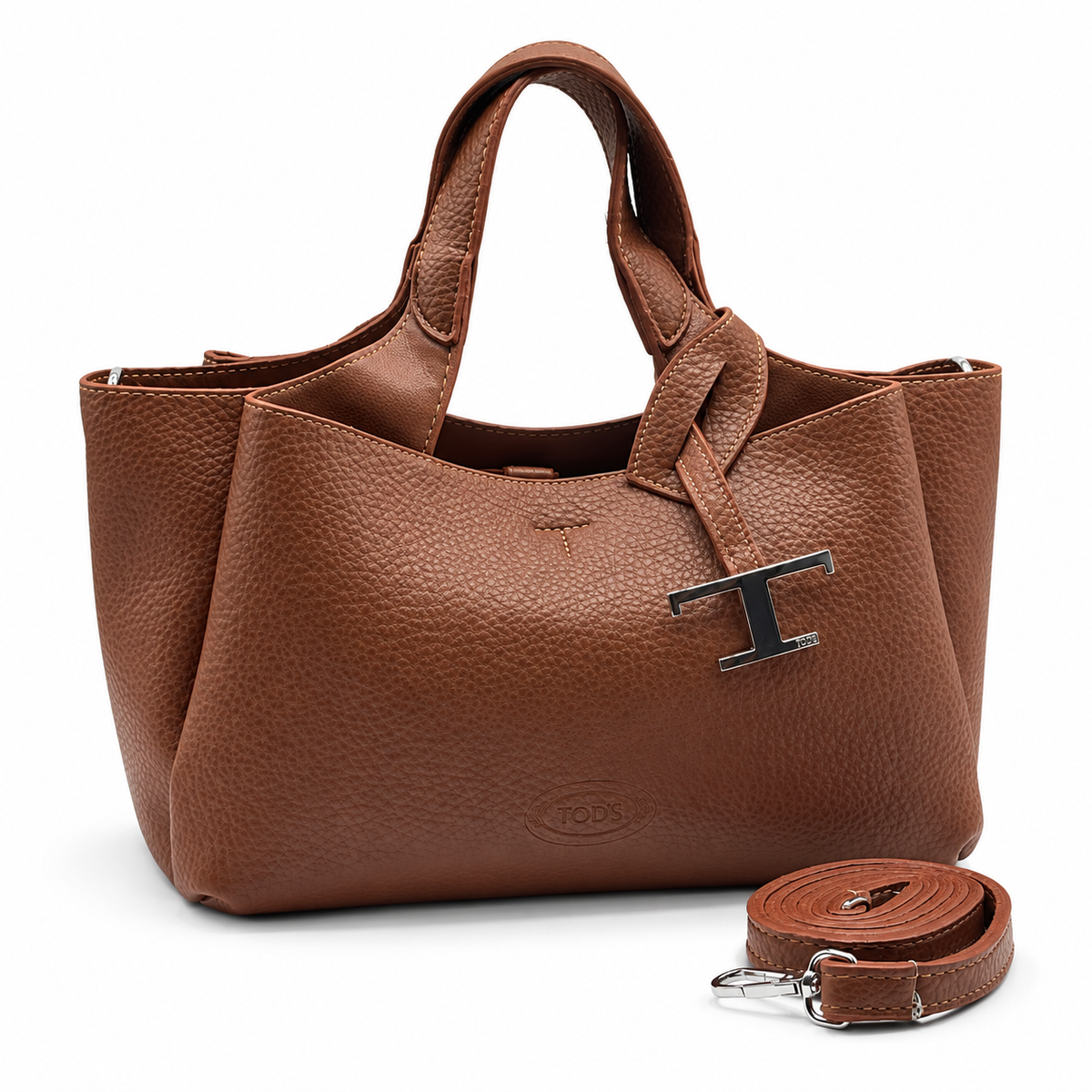 Καφέ Tod’s Tote με λουράκι σε λευκό φόντο